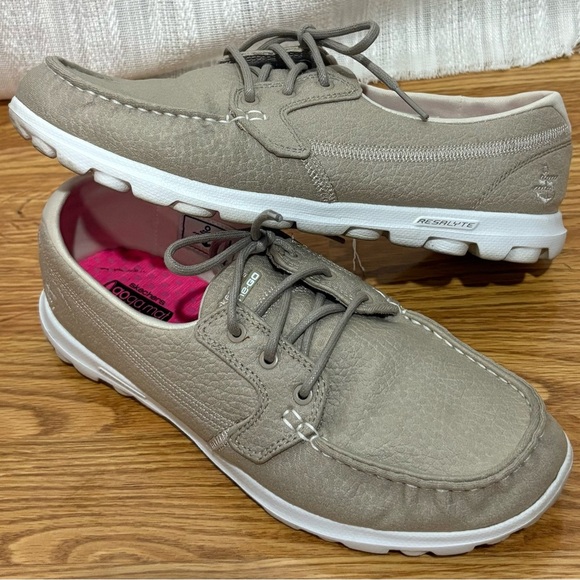 Skechers Gray Boat Shoes with Sporty Sole size 8.5 - Picture 1 of 6